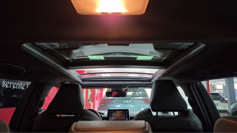 TOYOTA COROLLA TOURING SPORTS 184cv DESIGN + TOIT PANORAMIQUE/1 ERE MAIN/TVA RECUPERABLE