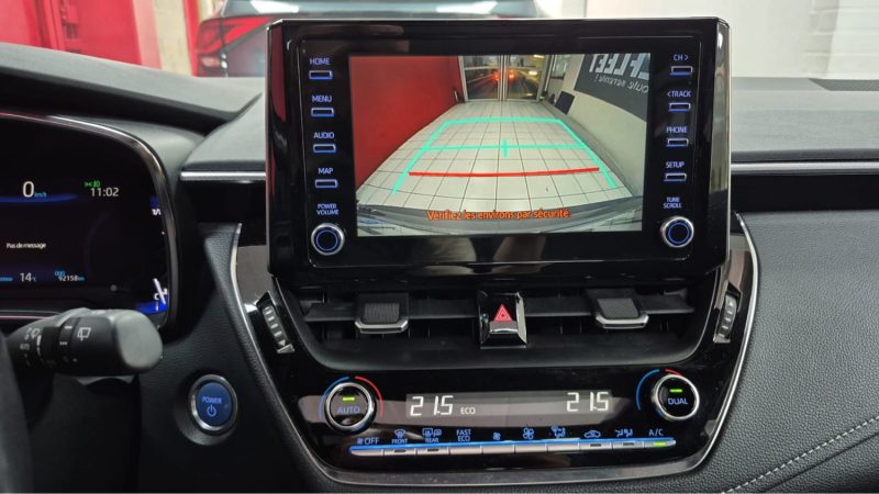 TOYOTA COROLLA TOURING SPORTS 184cv DESIGN + TOIT PANORAMIQUE/1 ERE MAIN/TVA RECUPERABLE