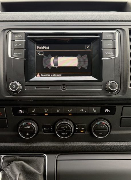 VOLKSWAGEN MULTIVAN 2.0 TDI 150CH BLUEMOTION TECHNOLOGY  DSG7 ATTELLAGE  GARANTIE 6 MOIS  