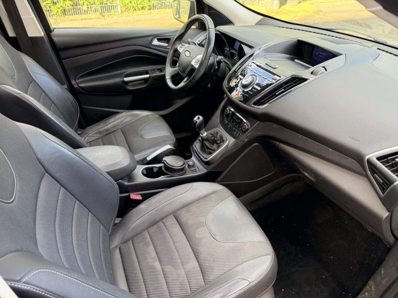 FORD KUGA PHASE 2 TITANIUM FULL OPTIONS 2.0 TDCI 140ch