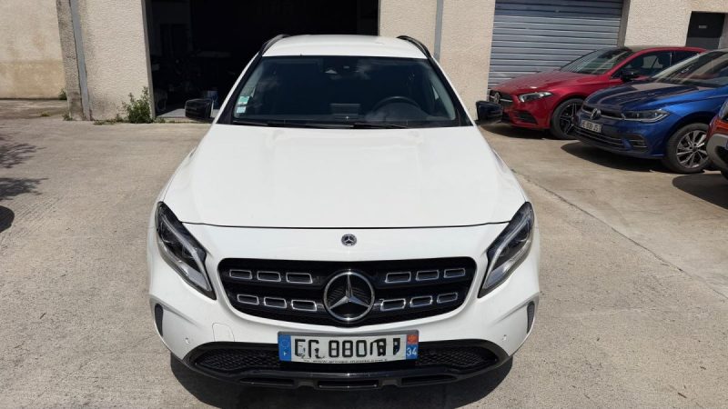 MERCEDES-BENZ CLASSE GLA Sensation 180 122cv  2019