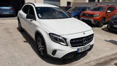 MERCEDES-BENZ CLASSE GLA Sensation 180 122cv  2019