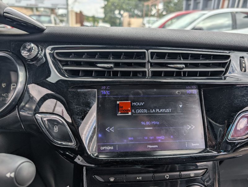 DS DS3 1.2 THP - 110CH PERFORMANCE EAT6 APPLE CAR PLAY/CAMERA DE RECUL  1ERE MAIN GARANTIE 12 MOIS