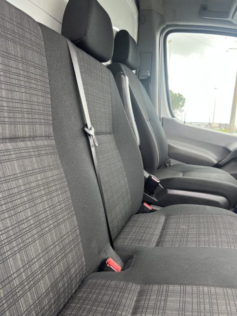MERCEDES SPRINTER 519 dépanneuse v6 CDI 190cv 2019