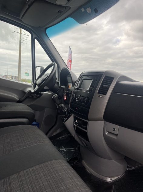 MERCEDES SPRINTER 519 dépanneuse v6 CDI 190cv 2019