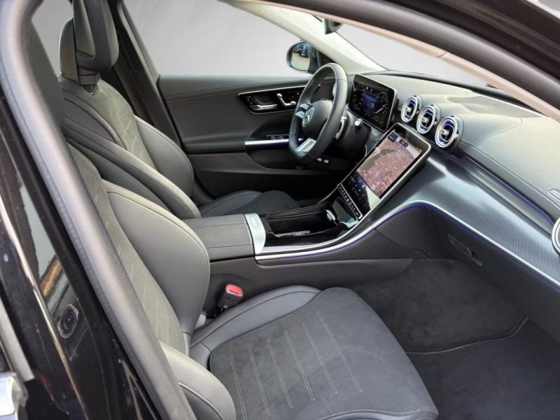 Mercedes CLASSE C 300E AMG LINE PREMIUM 4MATIC – PANO • DIGITAL LIGHT • 19”