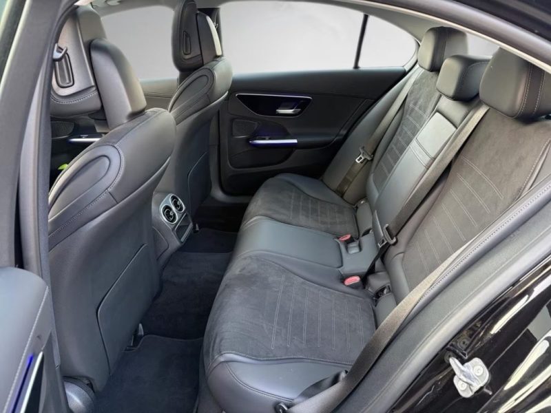 Mercedes CLASSE C 300E AMG LINE PREMIUM 4MATIC – PANO • DIGITAL LIGHT • 19”