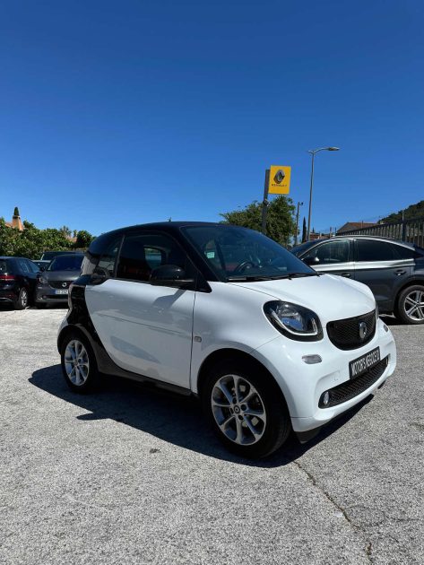SMART FORTWO 90 CH PASSION TWINAMIC ECRAN GPS EN SUPPLEMENT 