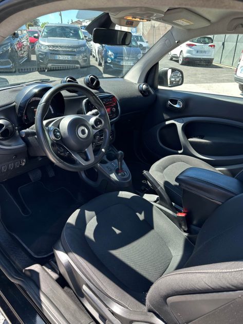 SMART FORTWO 90 CH PASSION TWINAMIC ECRAN GPS EN SUPPLEMENT 