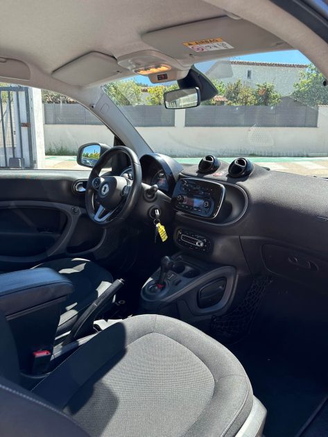 SMART FORTWO 90 CH PASSION TWINAMIC ECRAN GPS EN SUPPLEMENT 