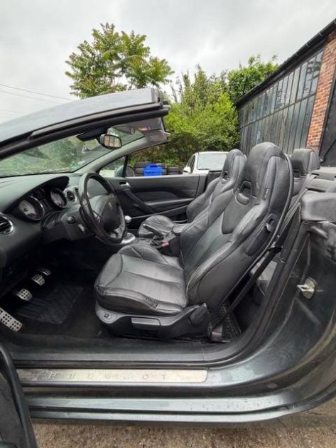 PEUGEOT 308 CAB 1.6 THP PREMIUN 2010 - 81 207Kms - Distrib ok - Premier Main - Suivit PEUGEOT
