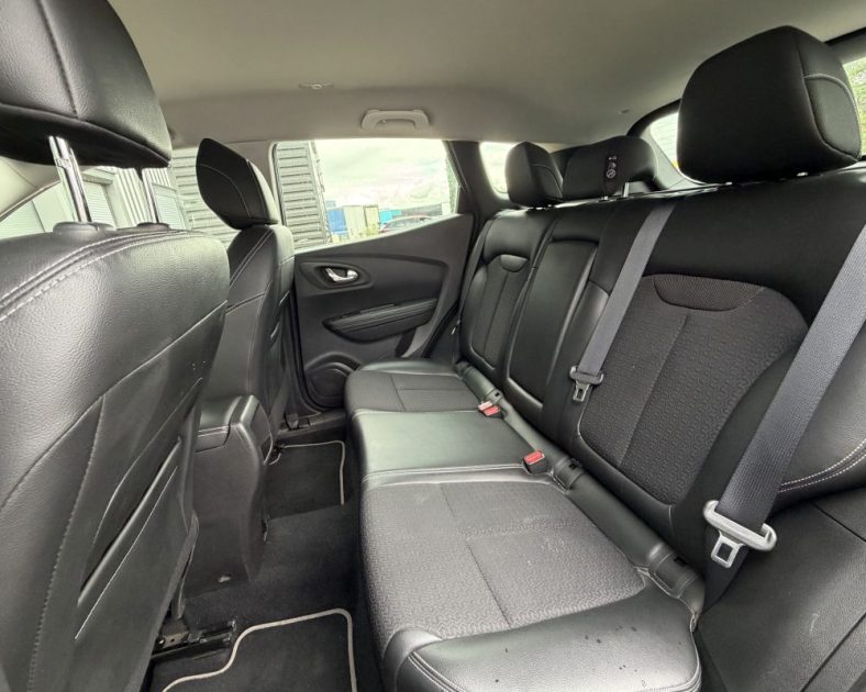 RENAULT KADJAR 1.2 TCE - ATTELLAGE - Parfait état -  130CH ENERGY LIFE 2018