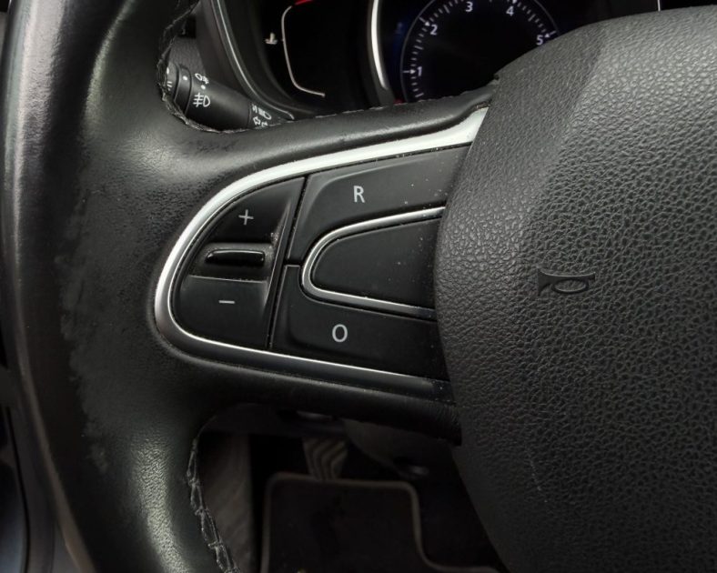 RENAULT KADJAR 1.2 TCE - ATTELLAGE - Parfait état -  130CH ENERGY LIFE 2018
