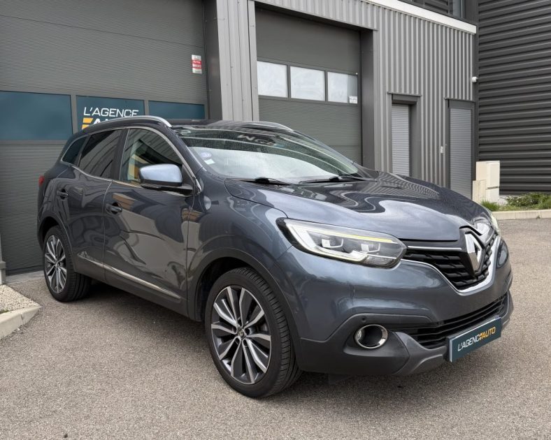 RENAULT KADJAR 1.2 TCE - ATTELLAGE - Parfait état -  130CH ENERGY LIFE 2018
