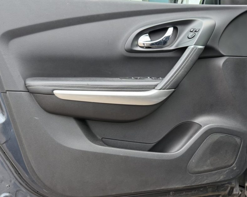 RENAULT KADJAR 1.2 TCE - ATTELLAGE - Parfait état -  130CH ENERGY LIFE 2018