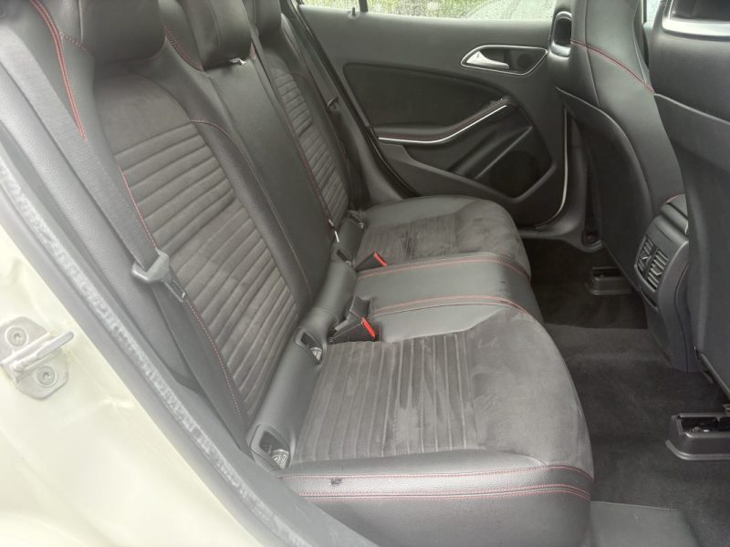 MERCEDES GLA 220 CDI DESIGN 7G-DCT 