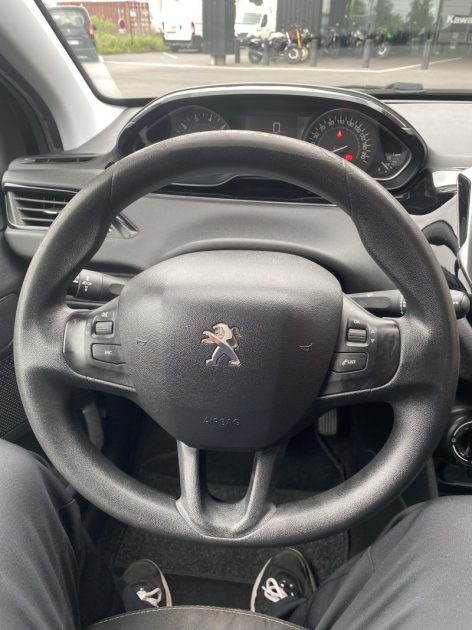 PEUGEOT 208 1.2 VTI 82 CH 2017