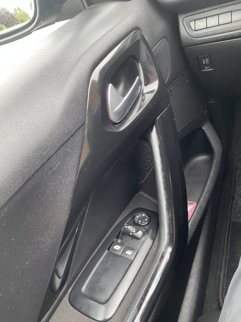 PEUGEOT 208 1.2 VTI 82 CH 2017