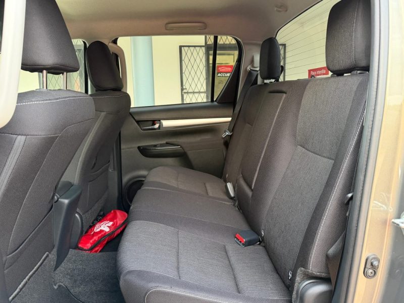 TOYOTA HILUX DOUBLE CABINE INVINCIBLE BVA  2025