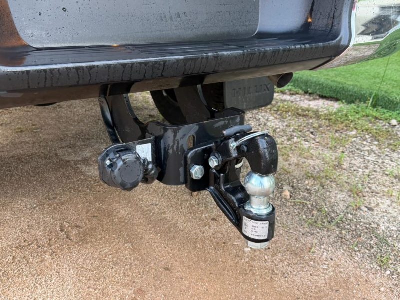 TOYOTA HILUX DOUBLE CABINE INVINCIBLE BVA  2025