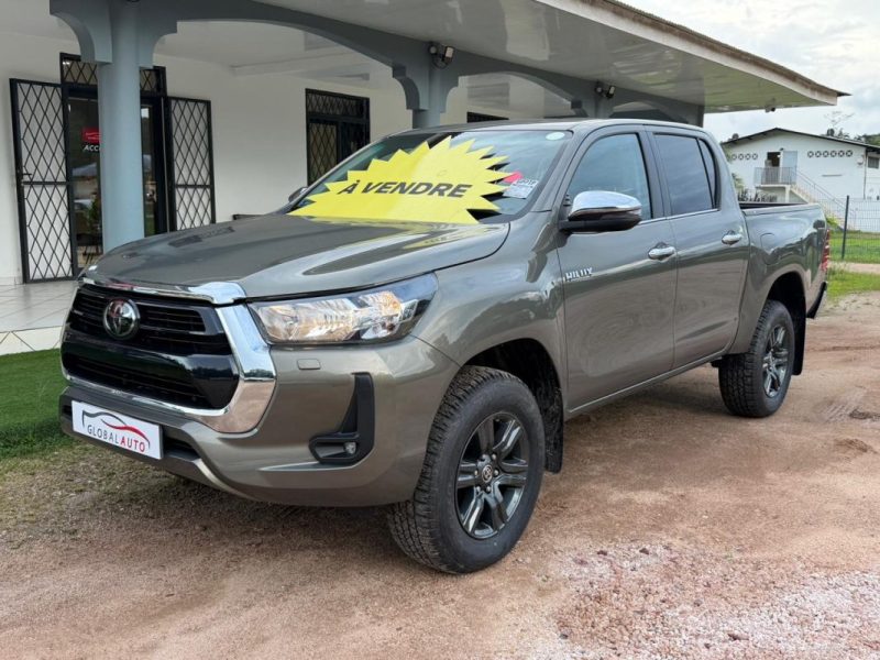 TOYOTA HILUX DOUBLE CABINE INVINCIBLE BVA  2025