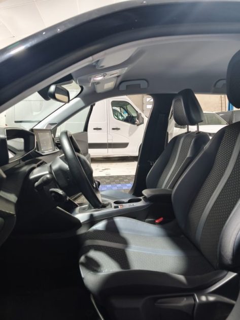 PEUGEOT 2008 II 1.5 BLUEHDI 100Cv ALLURE 2020