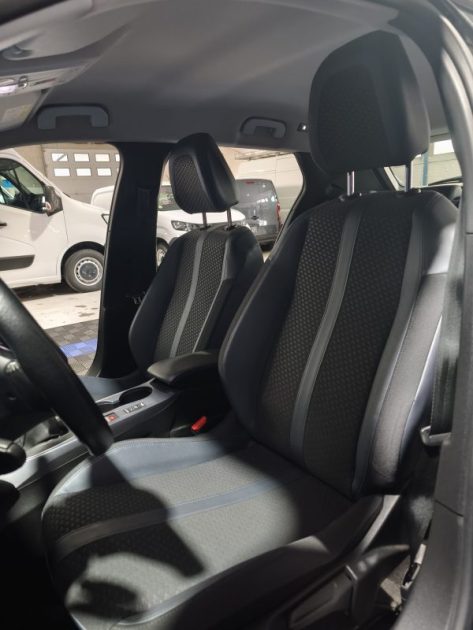 PEUGEOT 2008 II 1.5 BLUEHDI 100Cv ALLURE 2020