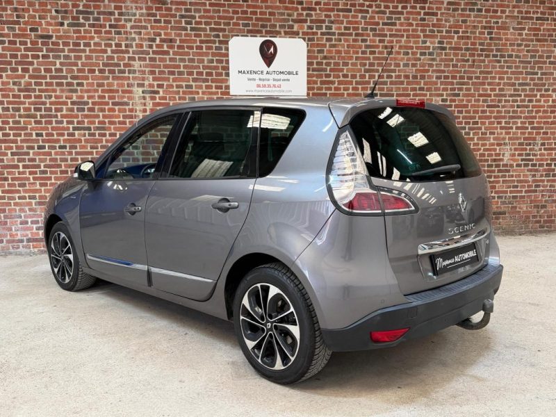 Renault Scenic III 1.6 dCi 130CH Bose Edition | Caméra | Attelage