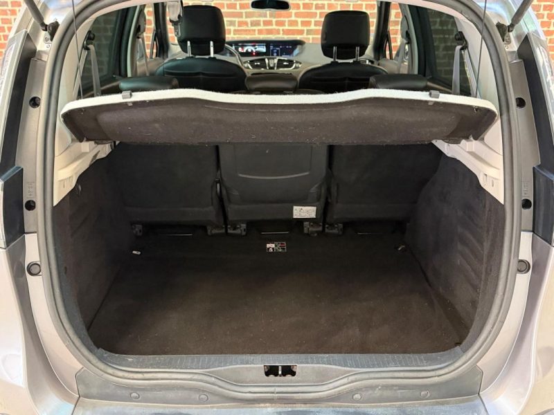Renault Scenic III 1.6 dCi 130CH Bose Edition | Caméra | Attelage