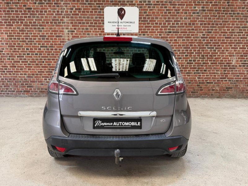 Renault Scenic III 1.6 dCi 130CH Bose Edition | Caméra | Attelage