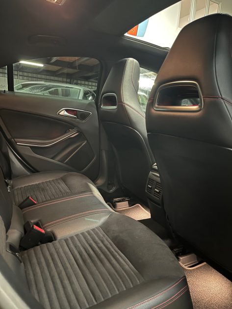 MAGNIFIQUE MERCEDES CLA 180d PACK AMG (TOIT OUVRANT, CAMÉRA DE RECUL) ⭐️⭐️⭐️⭐️⭐️