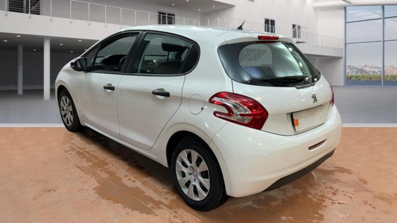 PEUGEOT 208 1.4 HDI 68CV