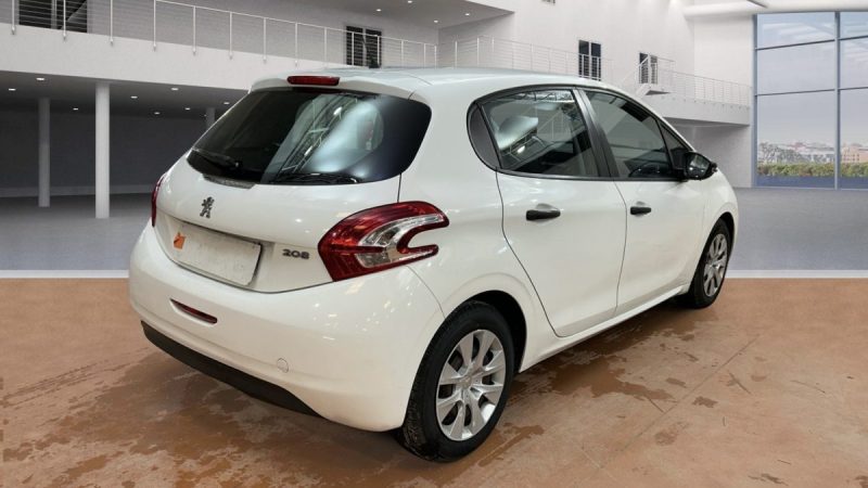 PEUGEOT 208 1.4 HDI 68CV