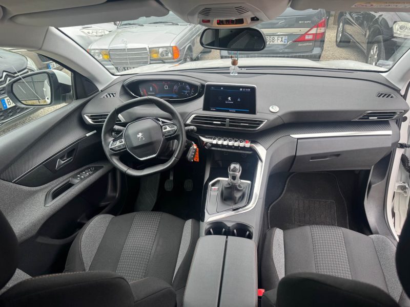 PEUGEOT 3008 II 1.5 BLUE HDI 130 ACTIVE  2020