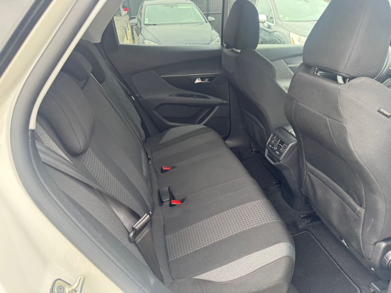 PEUGEOT 3008 II 1.5 BLUE HDI 130 ACTIVE  2020