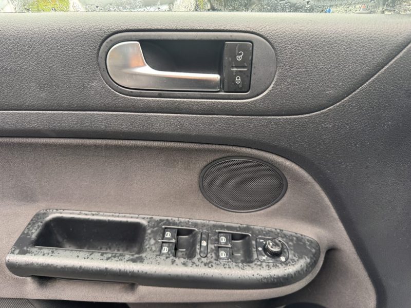 VOLKSWAGEN GOLF 1.4 TSI 122ch Confortline 1ère MAIN