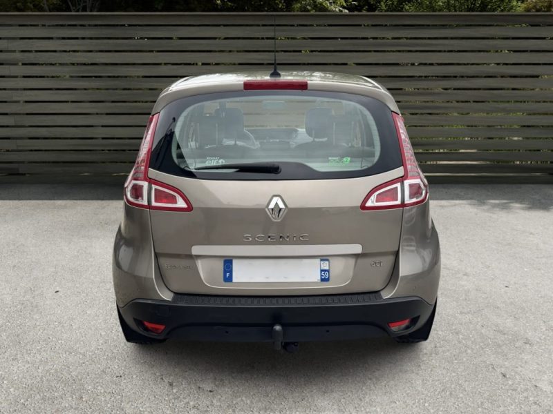 RENAULT SCENIC 1.5 DCI 110Ch PACK PRIVILEGE BOITE AUTOMATIQUE An01/2011