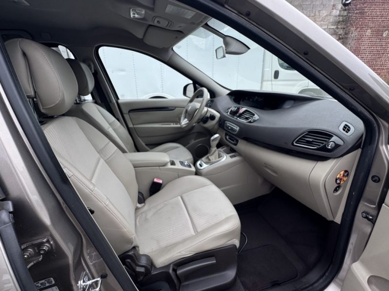 RENAULT SCENIC 1.5 DCI 110Ch PACK PRIVILEGE BOITE AUTOMATIQUE An01/2011