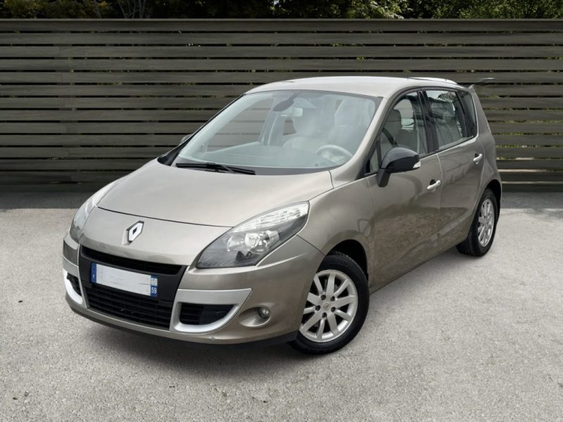 RENAULT SCENIC 1.5 DCI 110Ch PACK PRIVILEGE BOITE AUTOMATIQUE An01/2011
