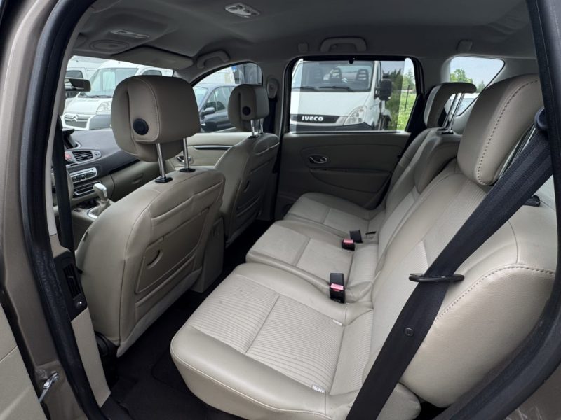 RENAULT SCENIC 1.5 DCI 110Ch PACK PRIVILEGE BOITE AUTOMATIQUE An01/2011