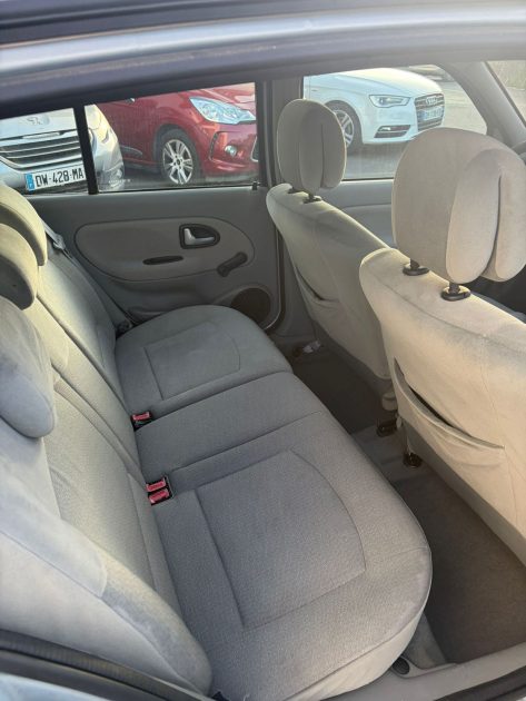 RENAULT CLIO II 1.6 107ch 16V Privilége