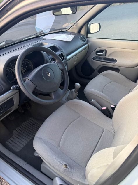 RENAULT CLIO II 1.6 107ch 16V Privilége