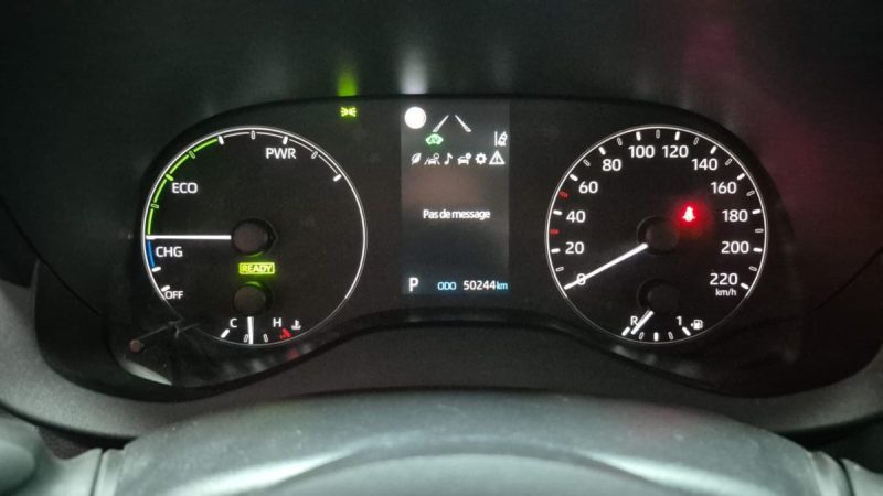 TOYOTA YARIS 4 BERLINE 116cv DYNAMIC BUSINESS 2022/1 ERE MAIN/TVA RECUPERABLE