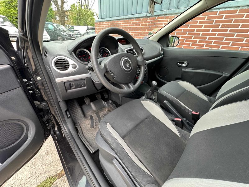 RENAULT CLIO III EXPRESSION  2010