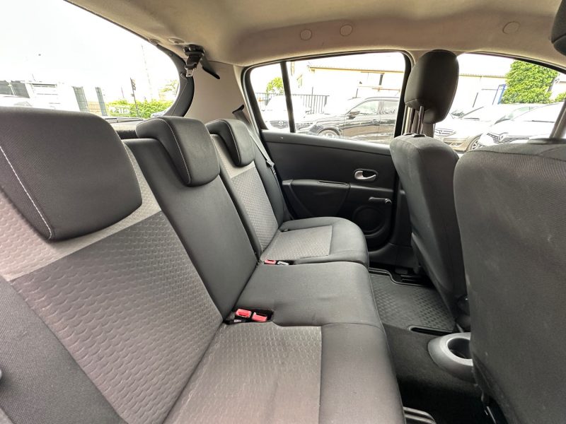 RENAULT CLIO III EXPRESSION  2010