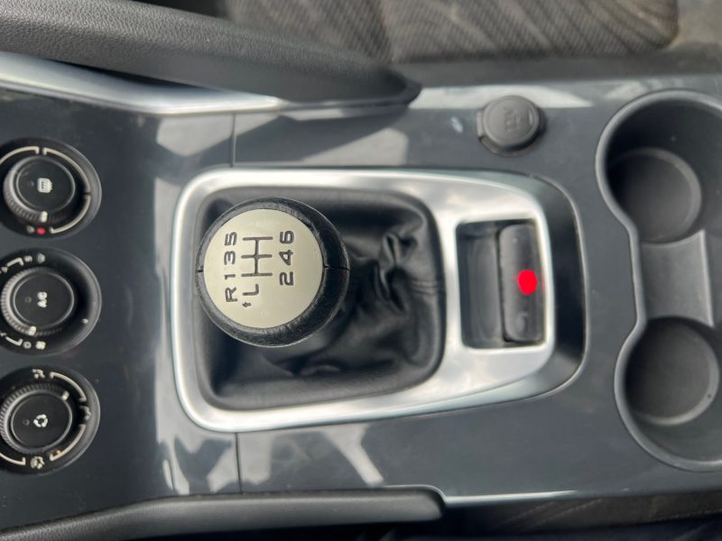 PEUGEOT 3008 1.6 HDI 110CV FELINE 
