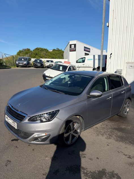 PEUGEOT 308 II 1.6 BLUEHDI 120CH FÉLINE