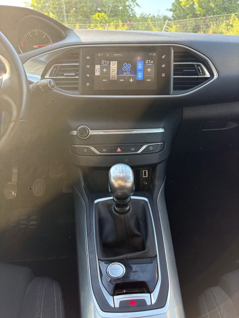 PEUGEOT 308 II 1.6 BLUEHDI 120CH FÉLINE