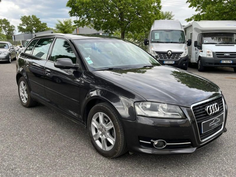 AUDI A3 1.6 TDI 105 ATTRACTION 2010