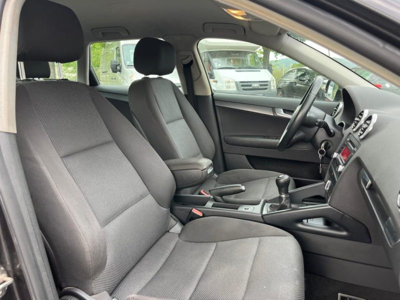AUDI A3 1.6 TDI 105 ATTRACTION 2010